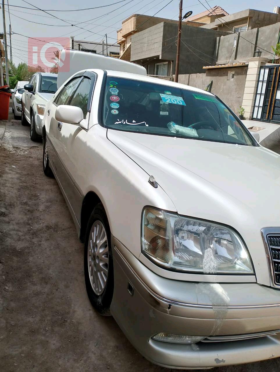 تۆیۆتا کراون